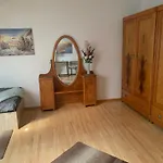Gemuetliches & Geraeumiges Apartment Mit Balkon