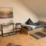 Gemuetliches & Geraeumiges Apartment Mit Balkon