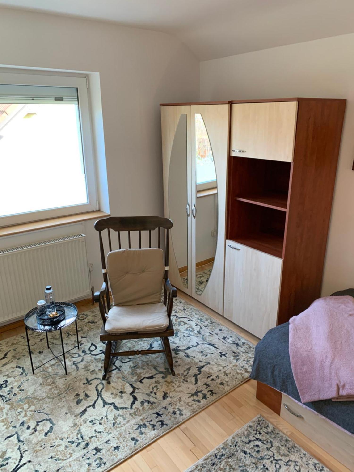 Apartament Gemuetliches & Geraeumiges Mit Balkon